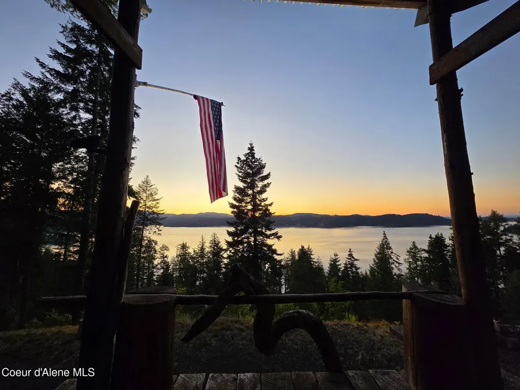 783 E Cliff View Drive Harrison ID 83833