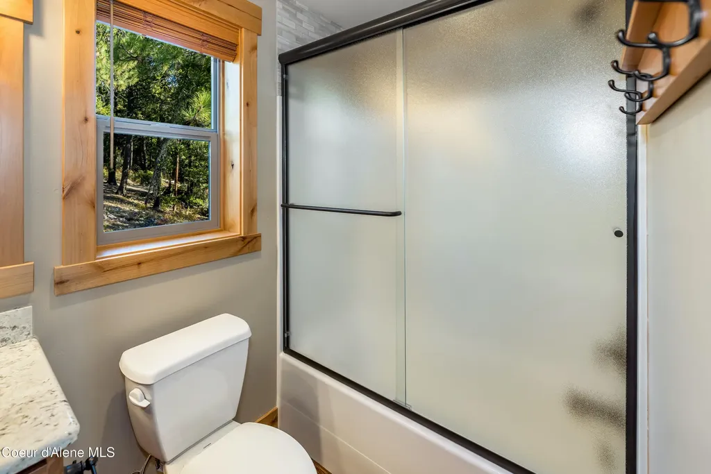 56 Palouse Drive Nordman ID 83848