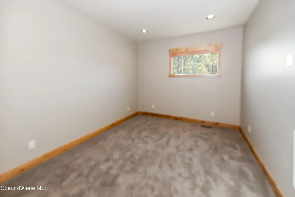 56 Palouse Drive Nordman ID 83848