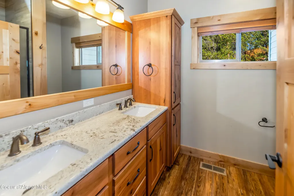 56 Palouse Drive Nordman ID 83848