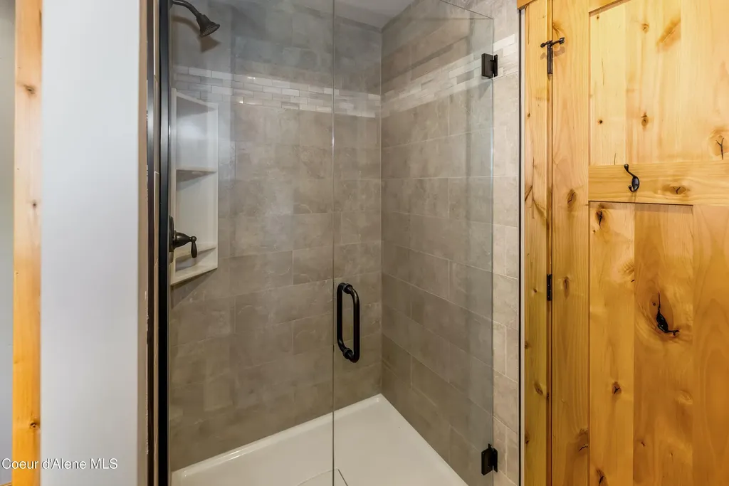 56 Palouse Drive Nordman ID 83848