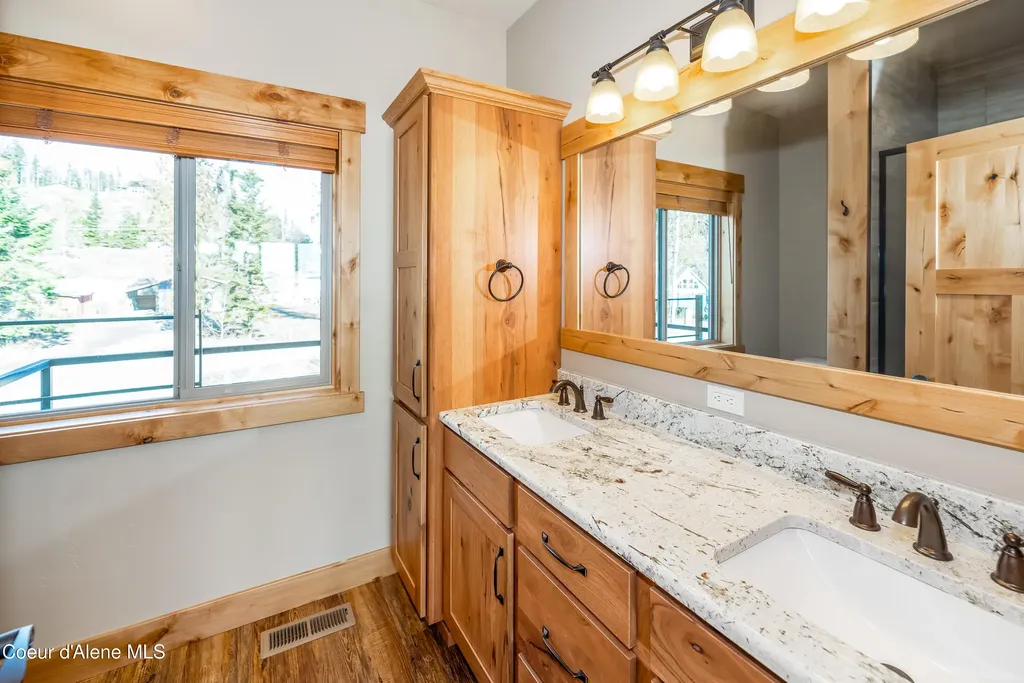 56 Palouse Drive Nordman ID 83848