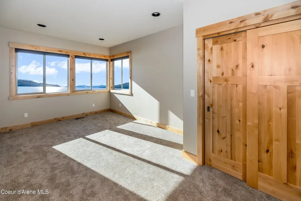 56 Palouse Drive Nordman ID 83848
