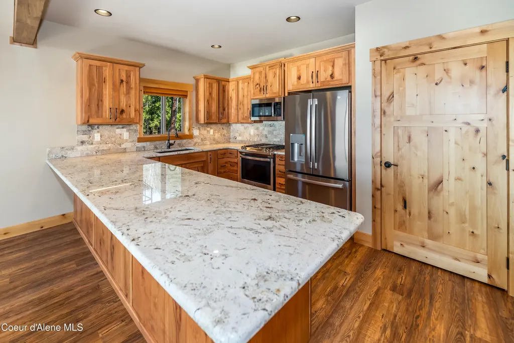 56 Palouse Drive Nordman ID 83848