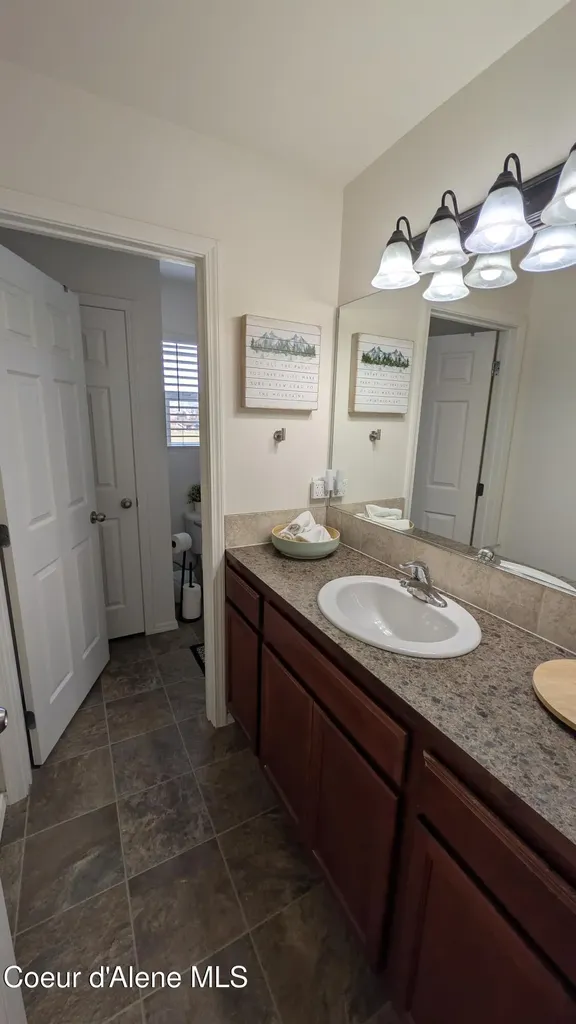 1627 E Zoey Lane Post Falls ID 83854