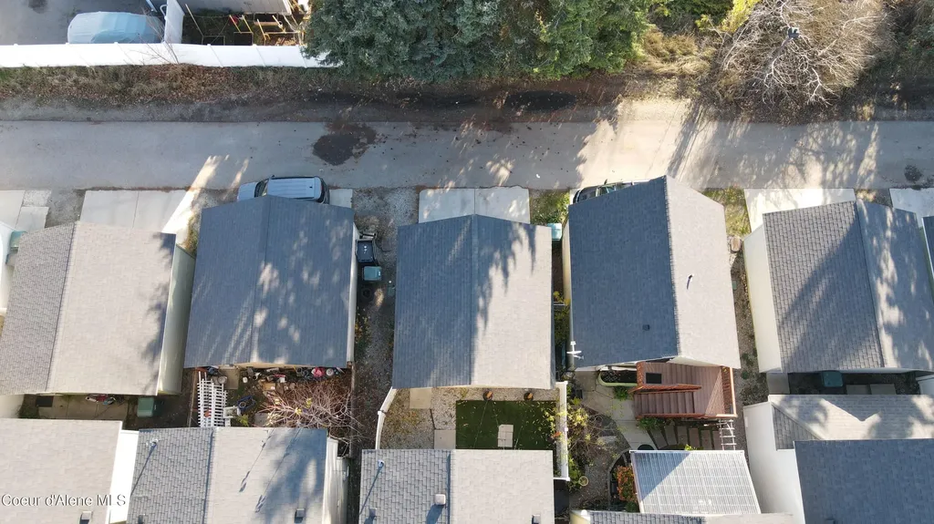 1627 E Zoey Lane Post Falls ID 83854