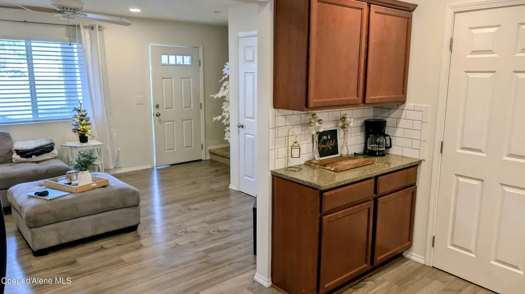 1627 E Zoey Lane Post Falls ID 83854