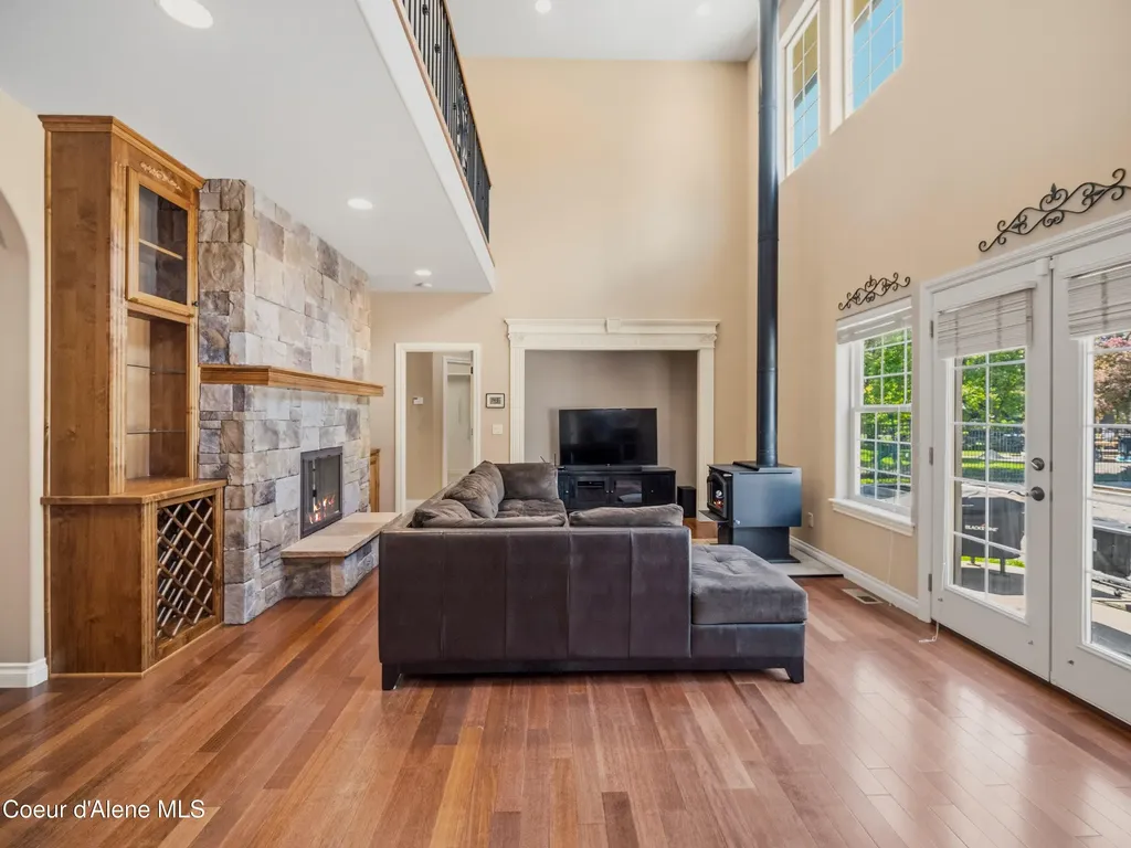 4231 E Burchell Drive Hayden ID 83835