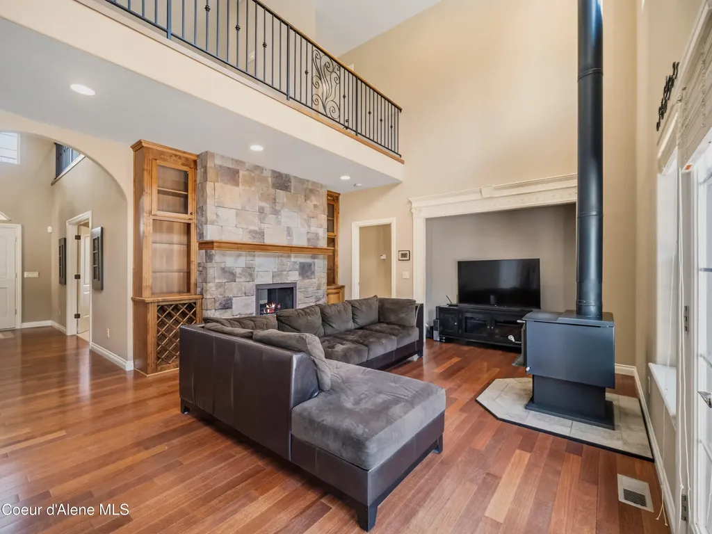 4231 E Burchell Drive Hayden ID 83835