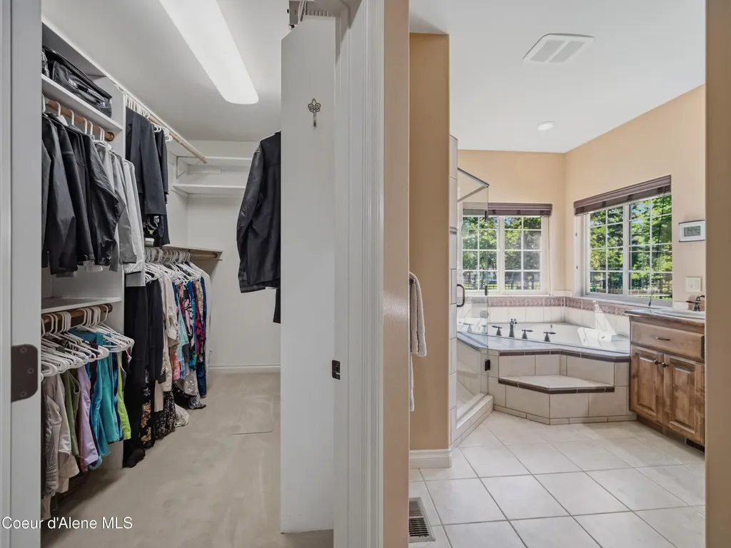 4231 E Burchell Drive Hayden ID 83835