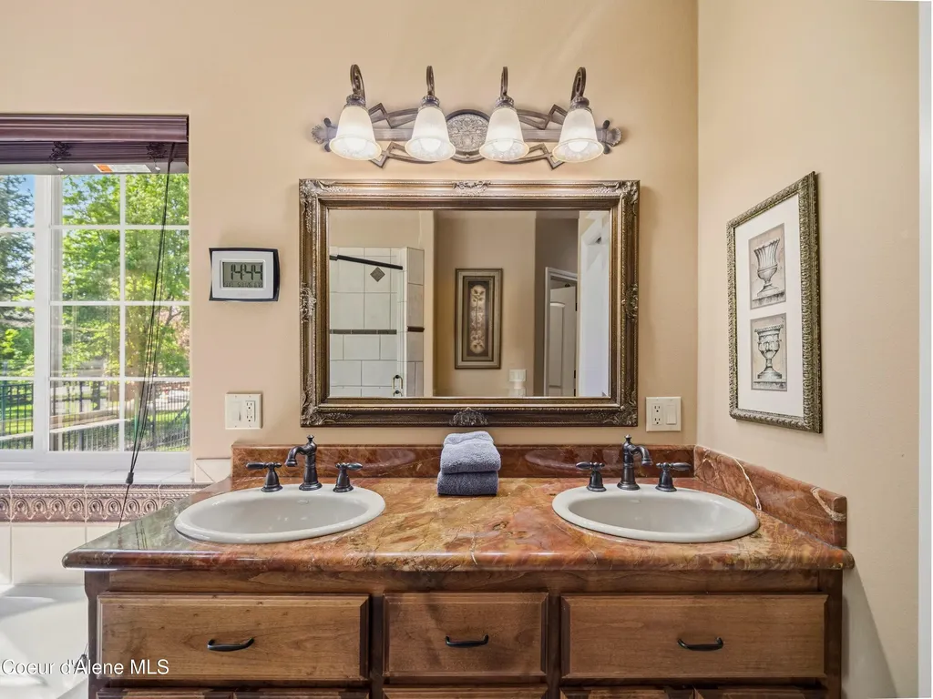 4231 E Burchell Drive Hayden ID 83835