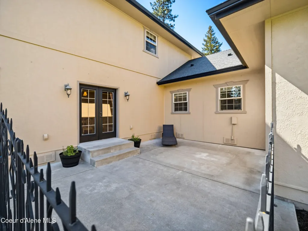 4231 E Burchell Drive Hayden ID 83835