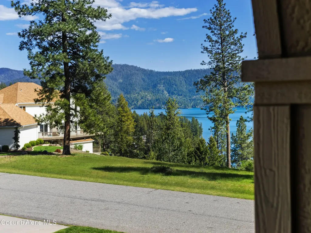 4231 E Burchell Drive Hayden ID 83835
