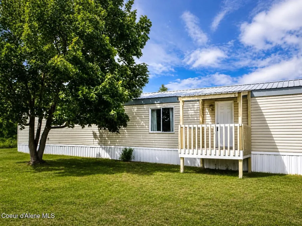 8497 N Angelica Lane Post Falls ID 83854