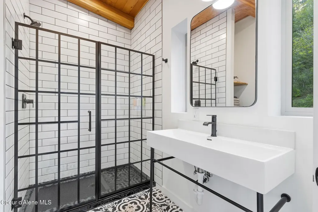 22491 S Monticola Court Worley ID 83876