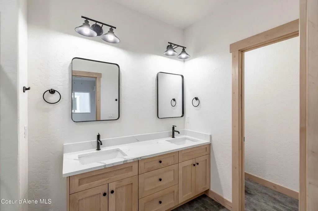 1215 Edington Avenue Moscow ID 83843