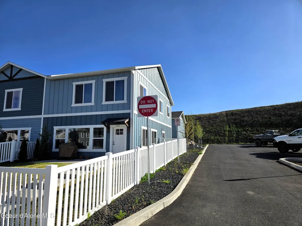 1215 Edington Avenue Moscow ID 83843
