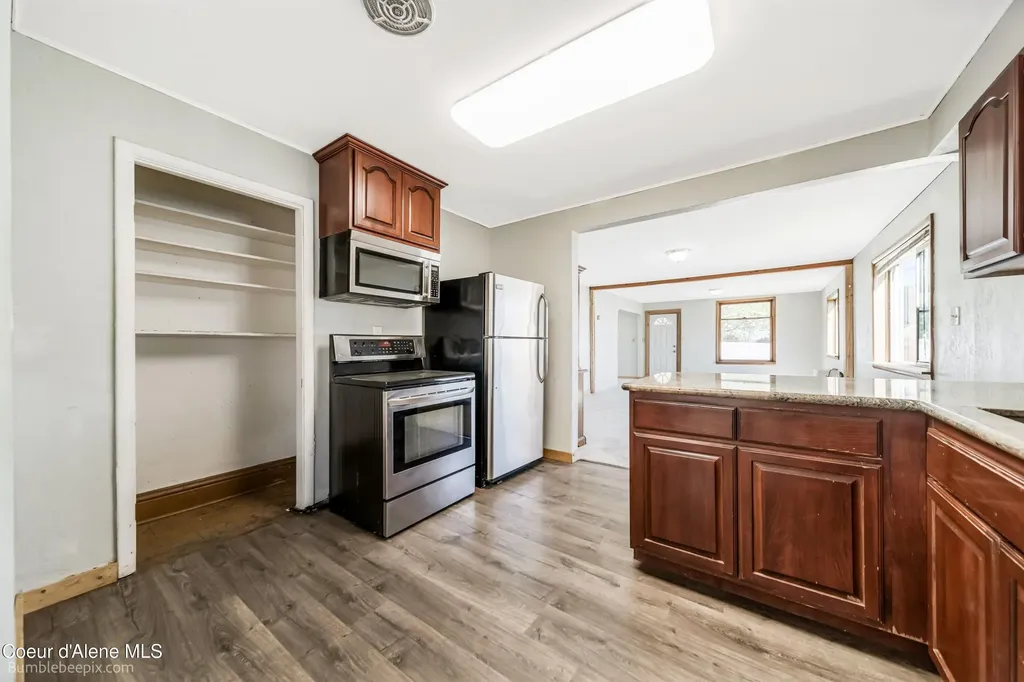 405 W Jefferson Avenue St. Maries ID 83861