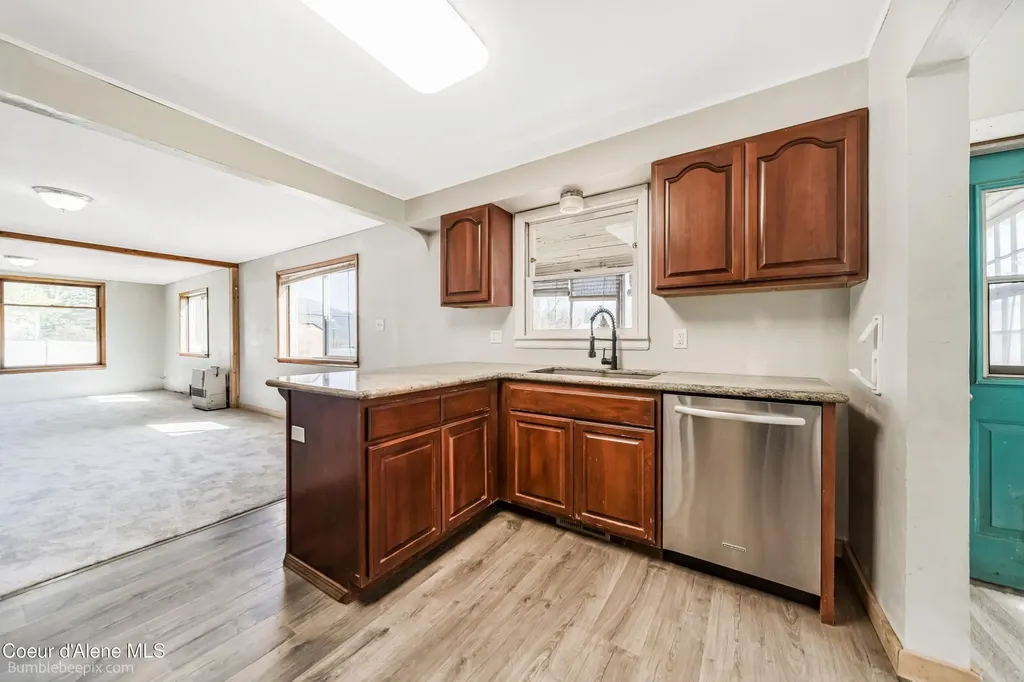 405 W Jefferson Avenue St. Maries ID 83861