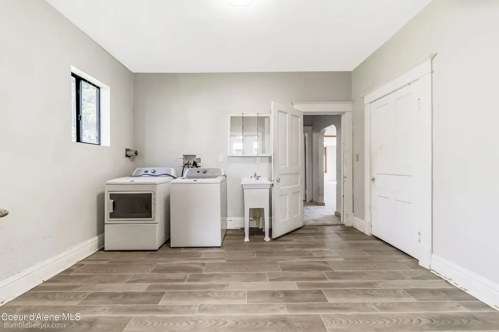 405 W Jefferson Avenue St. Maries ID 83861