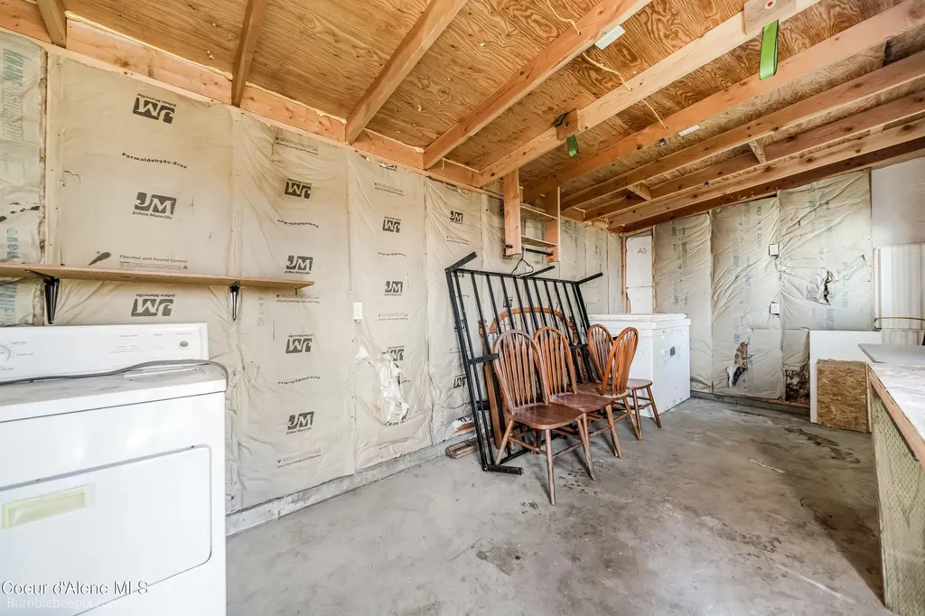 405 W Jefferson Avenue St. Maries ID 83861