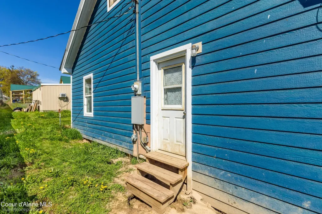 405 W Jefferson Avenue St. Maries ID 83861