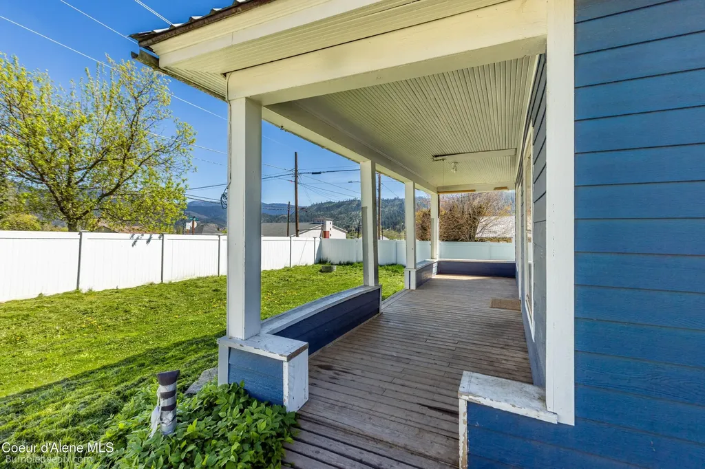 405 W Jefferson Avenue St. Maries ID 83861