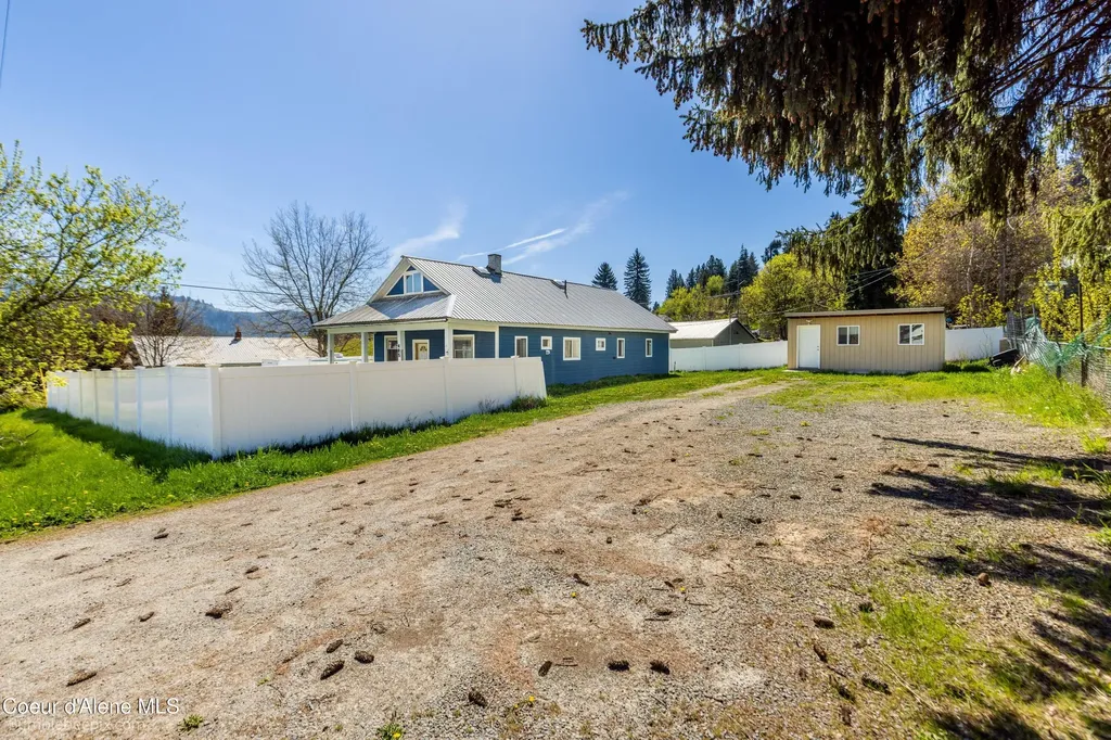 405 W Jefferson Avenue St. Maries ID 83861