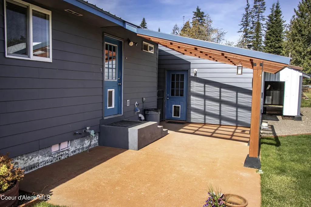 316 W 6th Avenue Clark Fork ID 83811