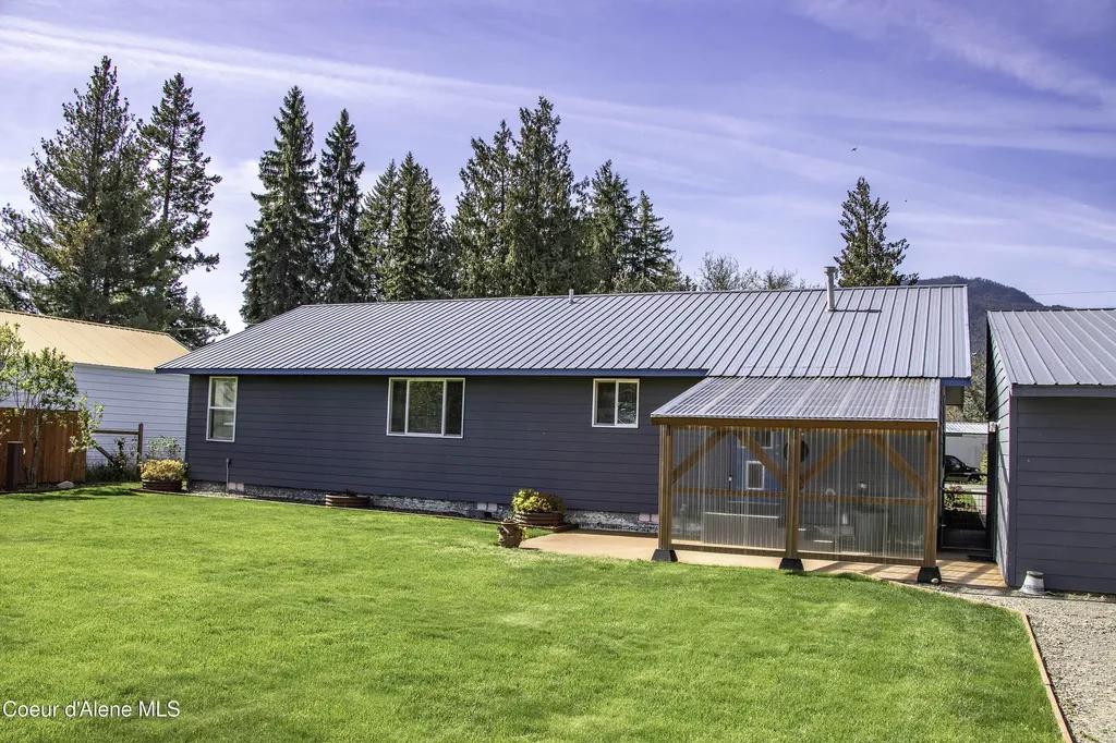 316 W 6th Avenue Clark Fork ID 83811