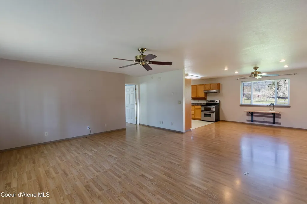 316 W 6th Avenue Clark Fork ID 83811
