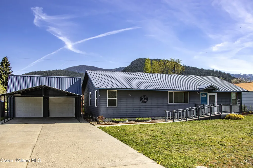 316 W 6th Avenue Clark Fork ID 83811