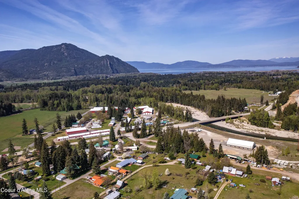 316 W 6th Avenue Clark Fork ID 83811