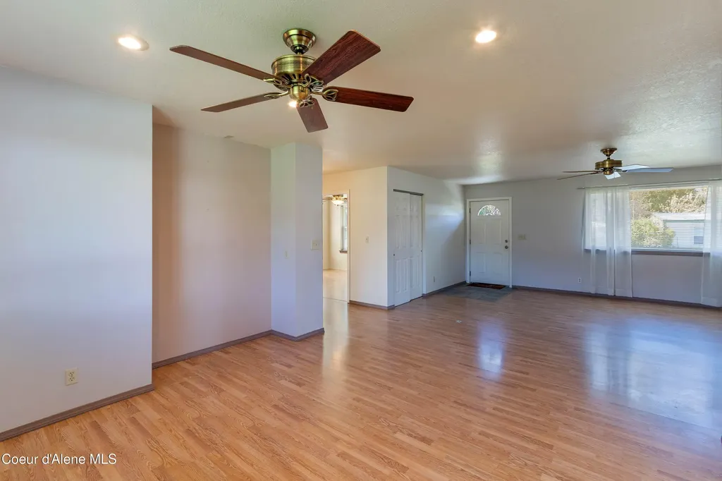 316 W 6th Avenue Clark Fork ID 83811