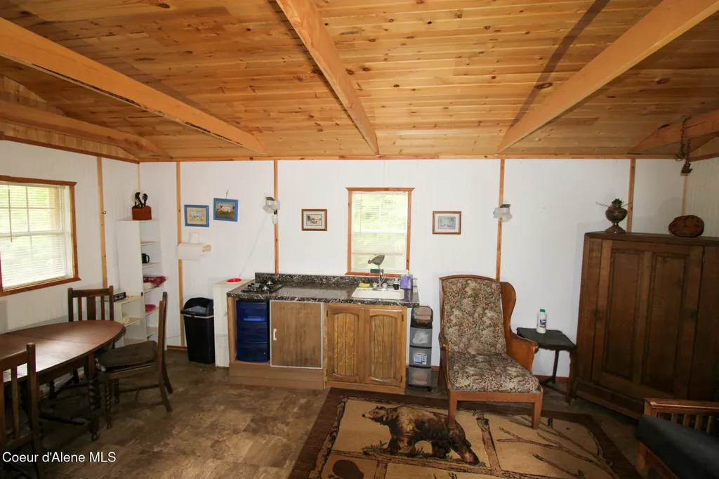 1094 Spirit Wolf Trail Sandpoint ID 83864