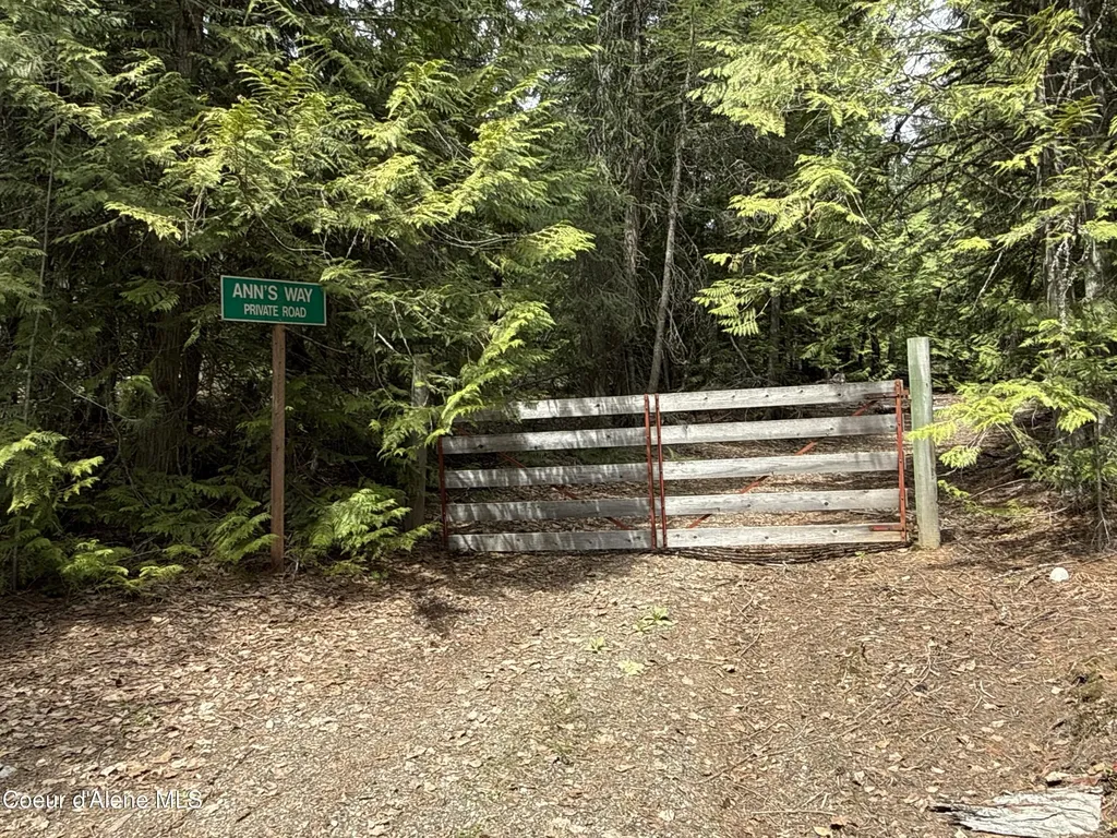 1094 Spirit Wolf Trail Sandpoint ID 83864