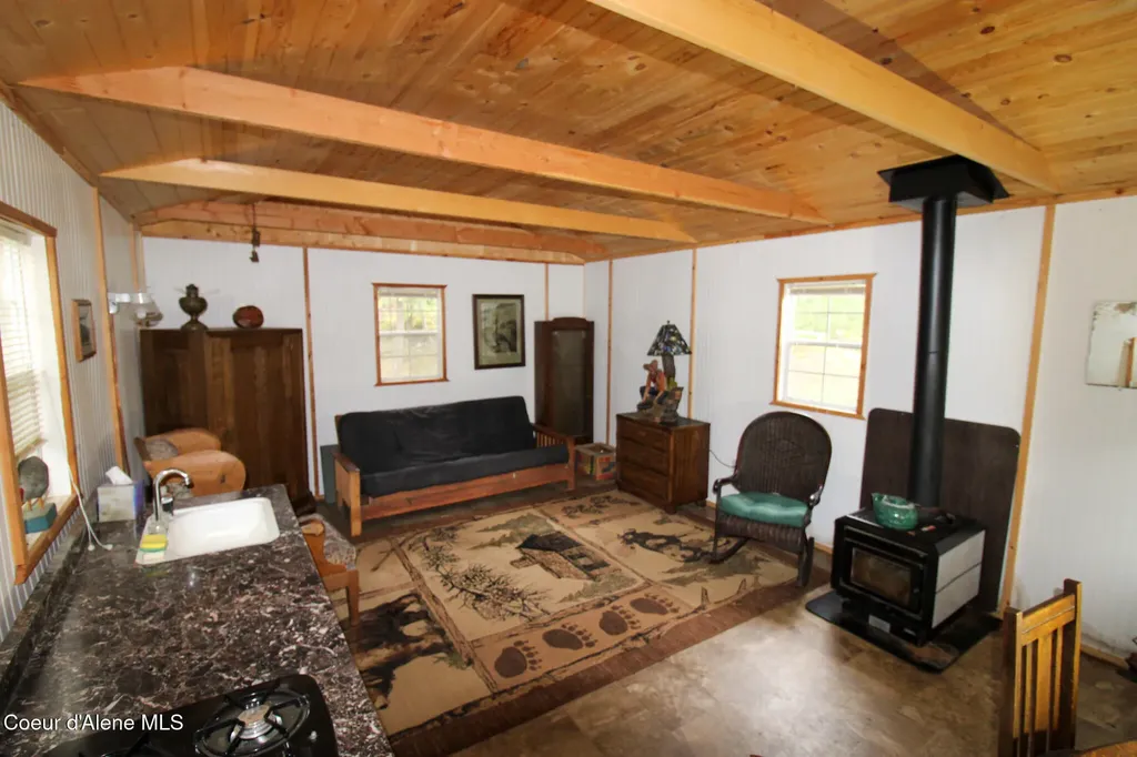 1094 Spirit Wolf Trail Sandpoint ID 83864