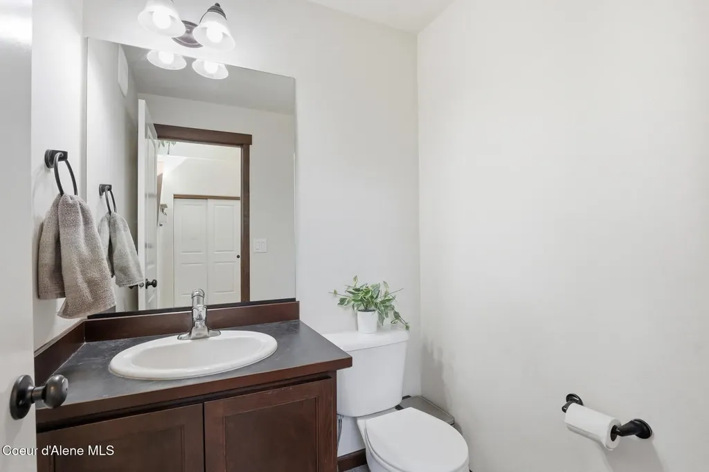 12435 W Moorfield Avenue Post Falls ID 83854