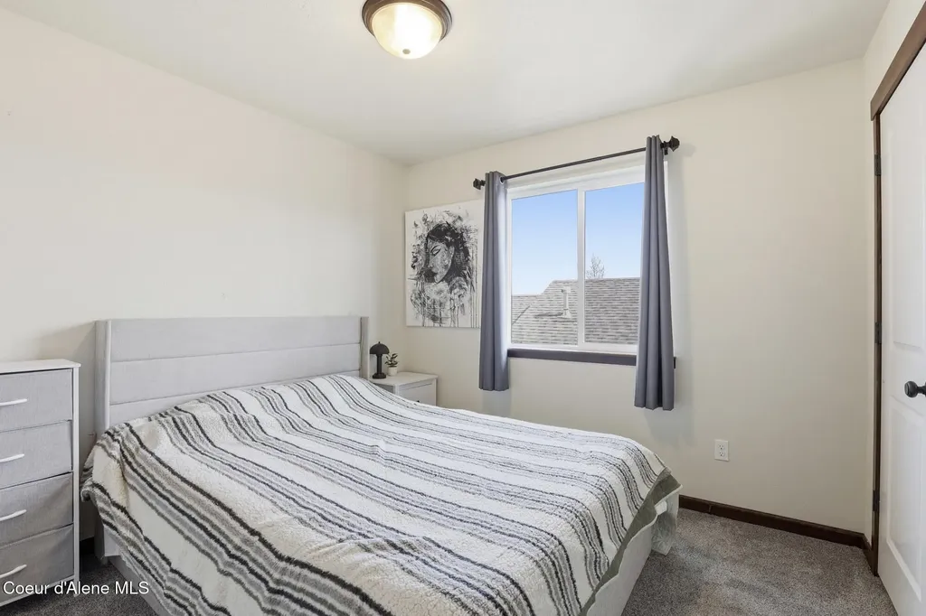 12435 W Moorfield Avenue Post Falls ID 83854