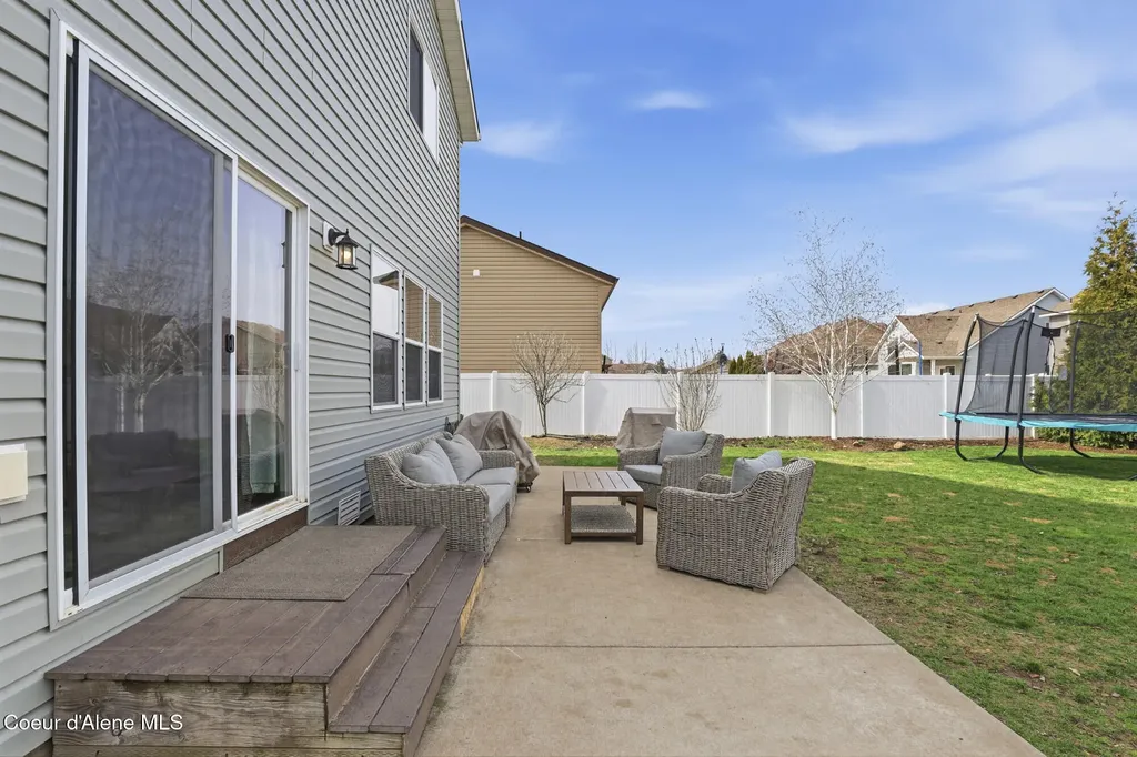 12435 W Moorfield Avenue Post Falls ID 83854