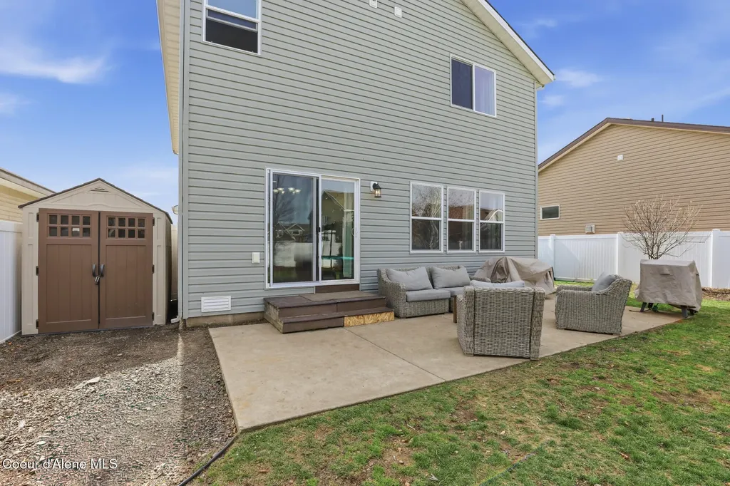 12435 W Moorfield Avenue Post Falls ID 83854