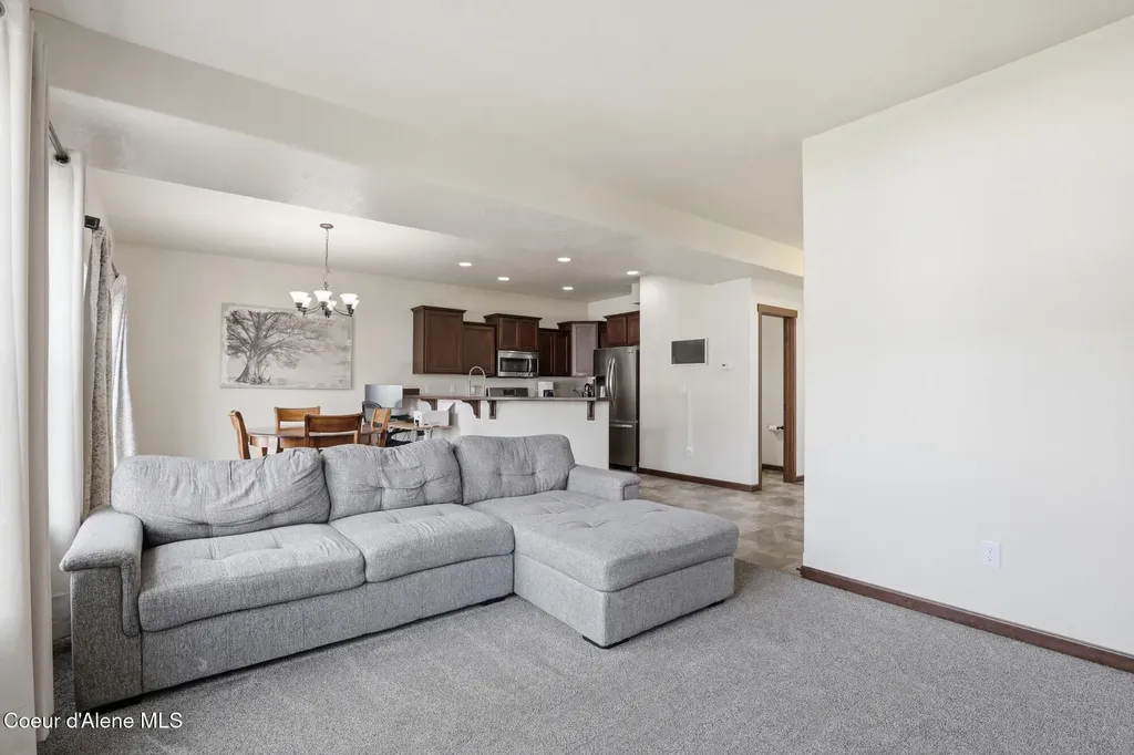 12435 W Moorfield Avenue Post Falls ID 83854