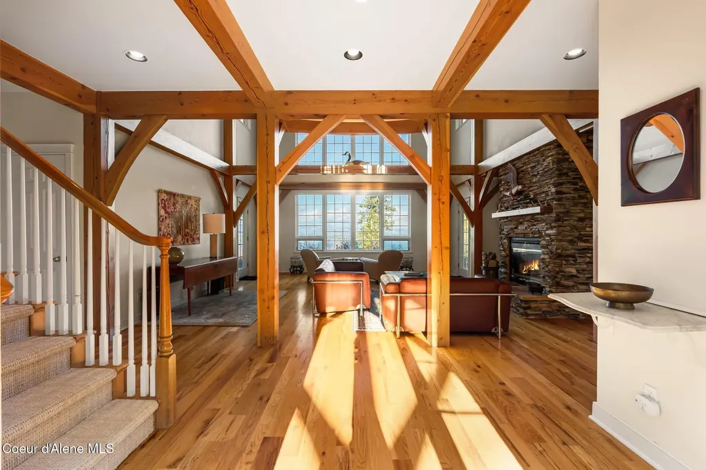1175 Eureka Road Sagle ID 83860
