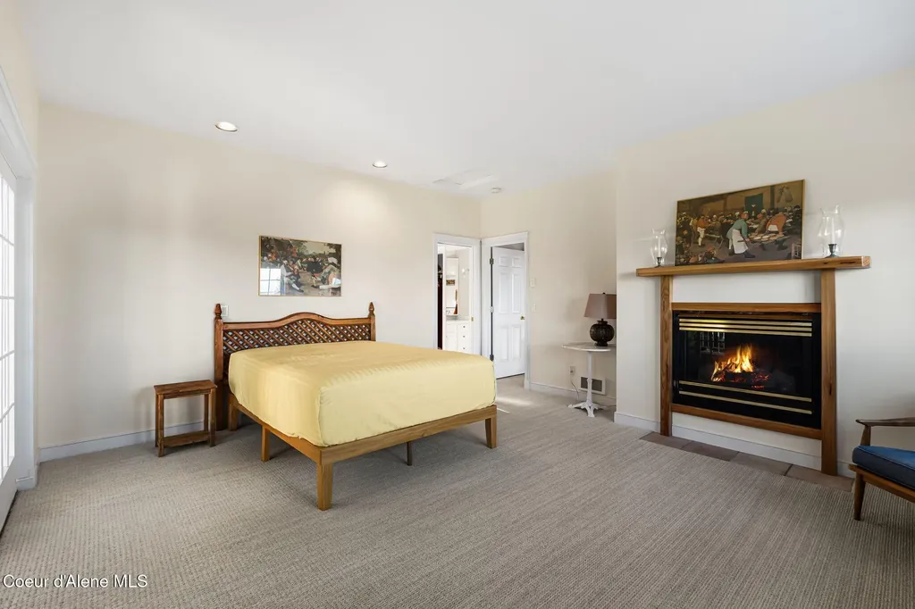 1175 Eureka Road Sagle ID 83860