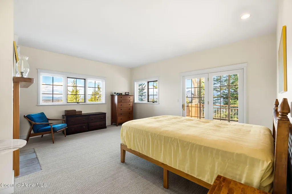1175 Eureka Road Sagle ID 83860