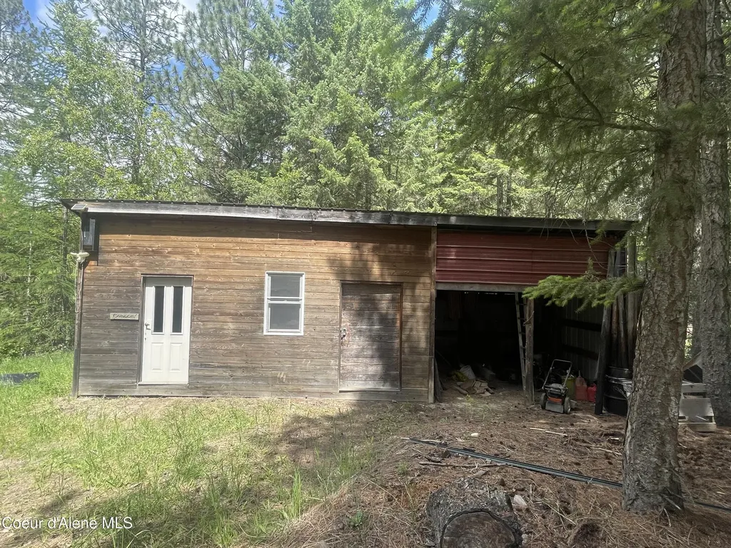 2447 Turner Hill Road Bonners Ferry ID 83805