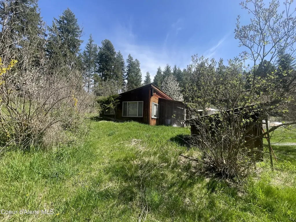2447 Turner Hill Road Bonners Ferry ID 83805