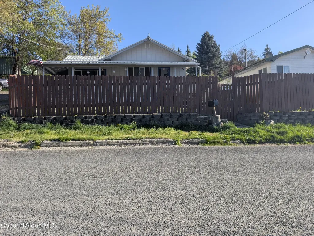 1321 Washington Avenue St. Maries ID 83861