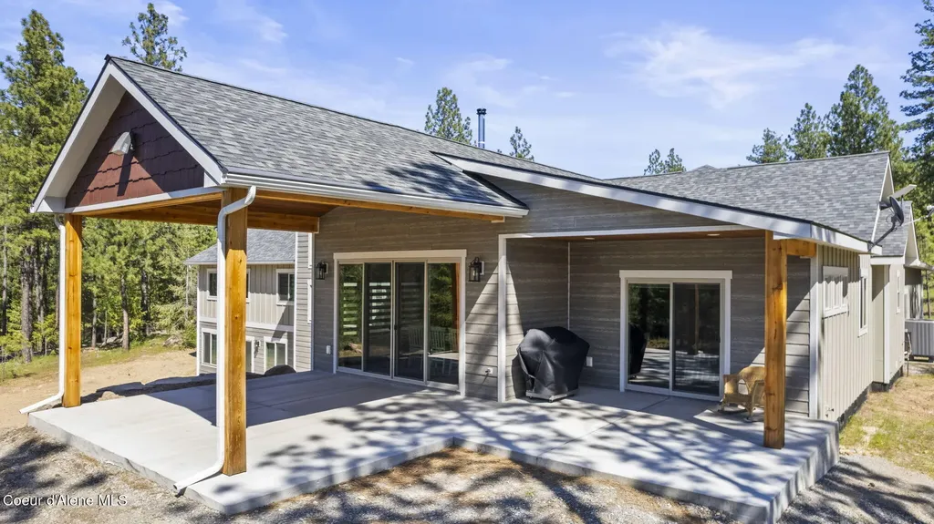 19643 W Treend Road Post Falls ID 83854