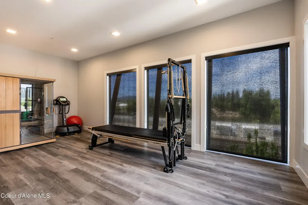 802 Sandpoint Avenue Sandpoint ID 83864
